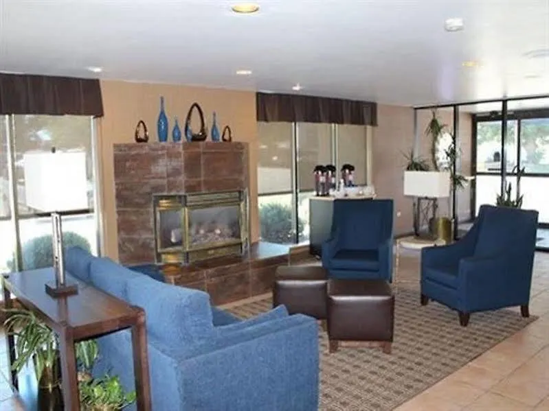 Central Inn DEN Hotel