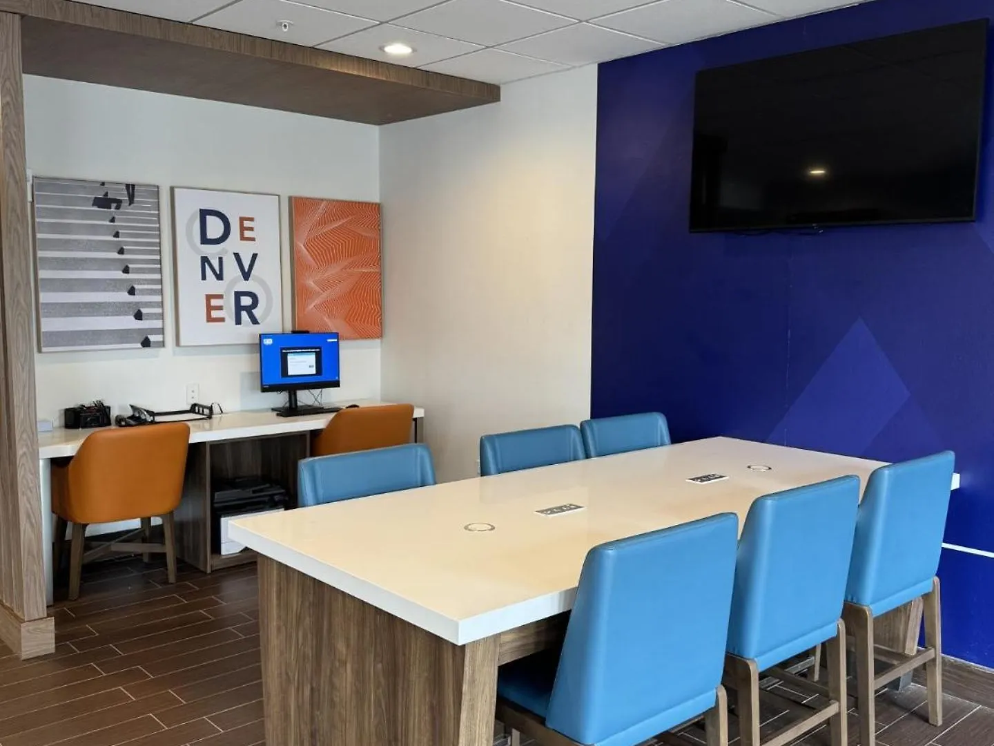 Holiday Inn Express Denver Central - North Hotel
